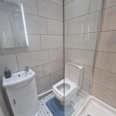 Large Digbeth Double Room Shared Bathroom Birmingham Exterior photo